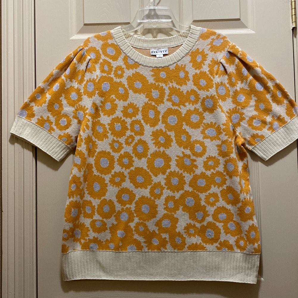 NWT Lightweight Sweater